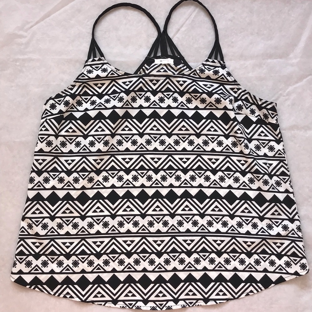 Black and white patterned tank top
